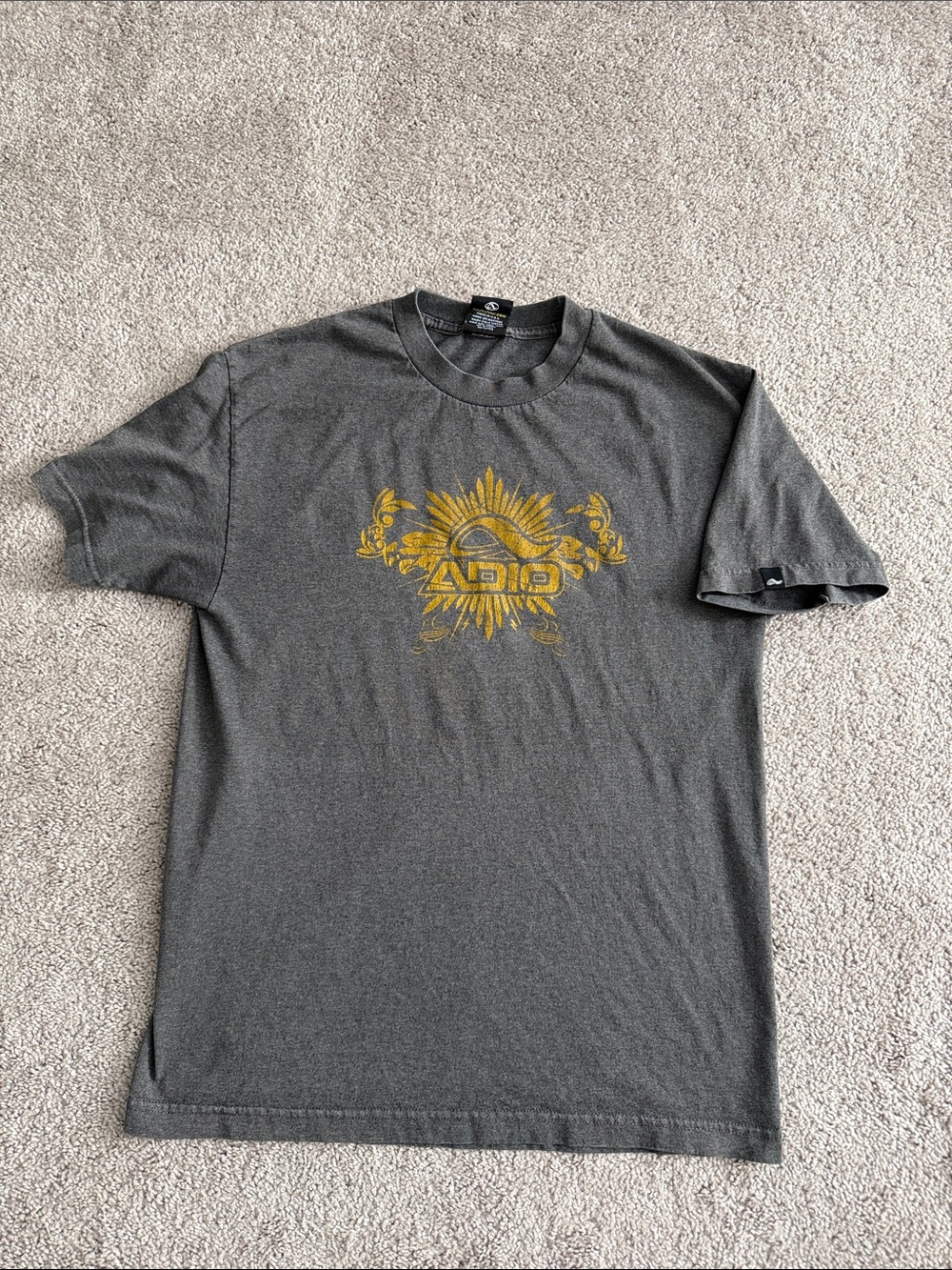Vintage Y2K Adio Footwear Skate Graphic Tee Charcoal Gold Skate Streetwear Large
